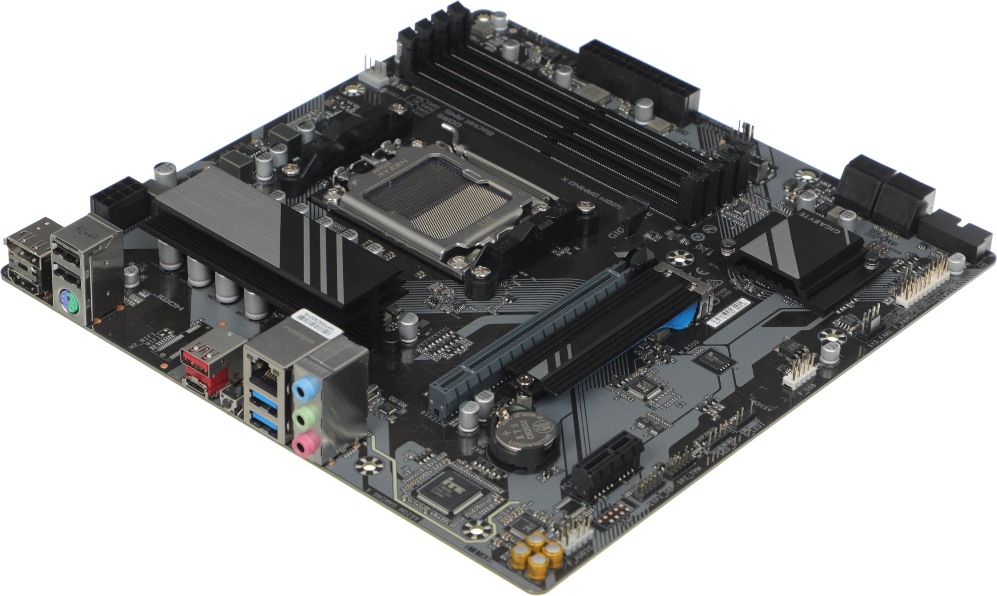 Материнская плата Gigabyte A620M GAMING X Socket AM5 AMD A620 4xDDR5 mATX AC`97 8ch(7.1) GbLAN RAID+HDMI+DP