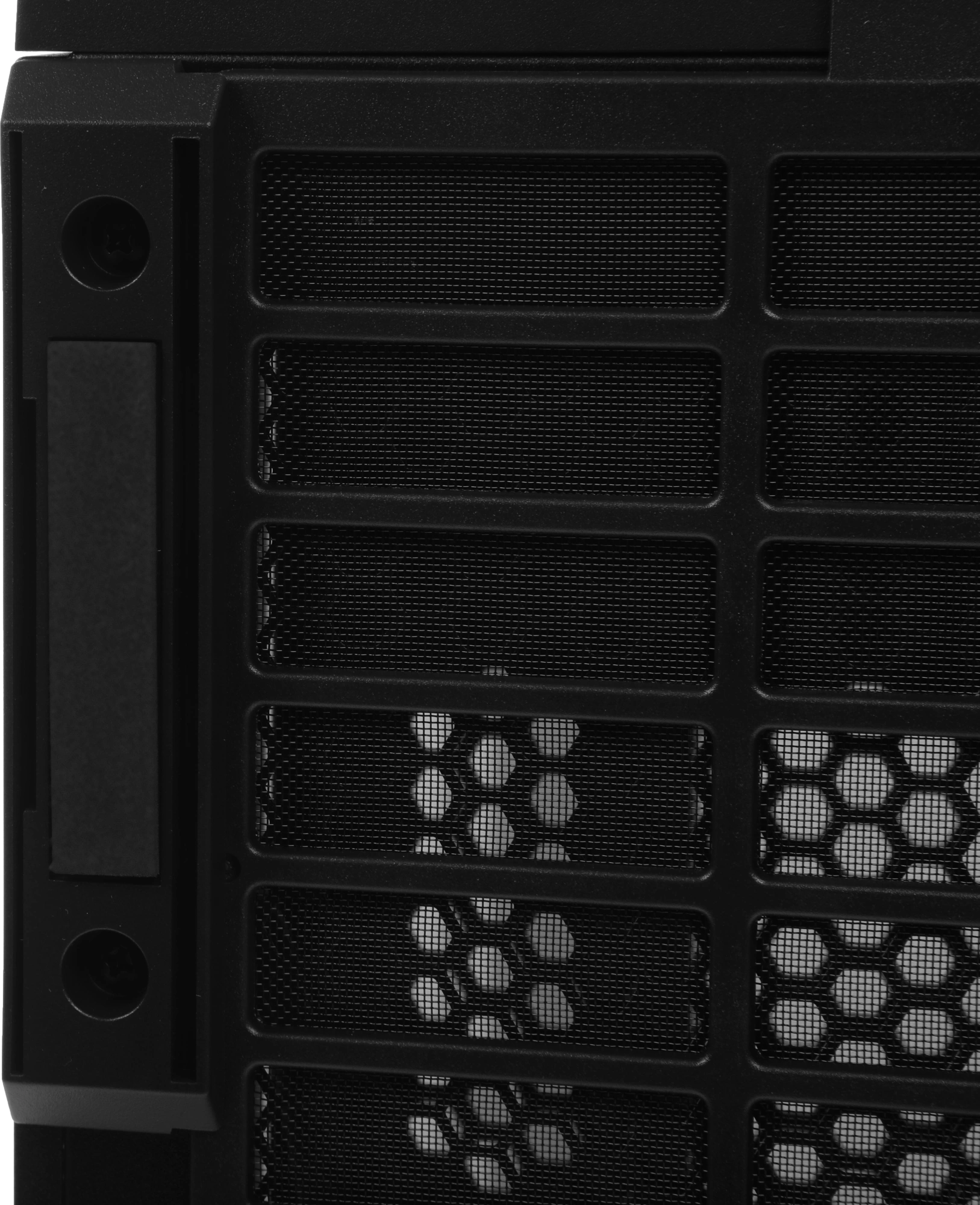 Корпус Lian-Li Lancool 207 черный без БП ATX 4x120mm 2x140mm 2xUSB3.0 audio bott PSU