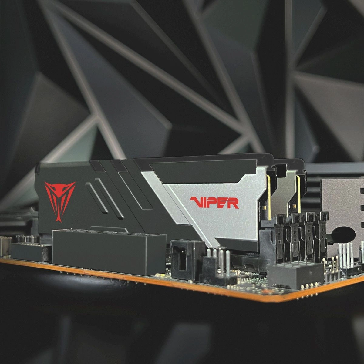 Память DDR5 2x16GB 6000MHz Patriot PVV532G600C30K Viper Venom RTL Gaming PC5-48000 CL30 DIMM 288-pin 1.35В kit с радиатором Ret