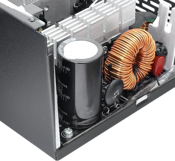 Блок питания Thermaltake ATX 650W Smart BX1 SE 80+ bronze (20+4pin) APFC 120mm fan color LED 6xSATA RTL